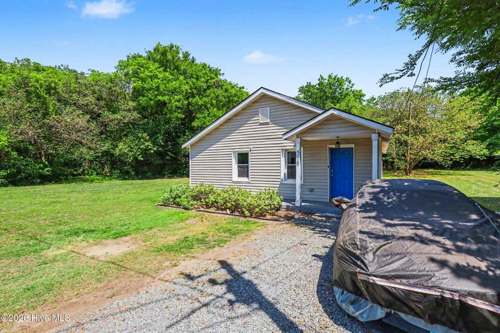 Photo of 518 E Townsend Street, Dunn, NC 28334 (MLS # 100578810)