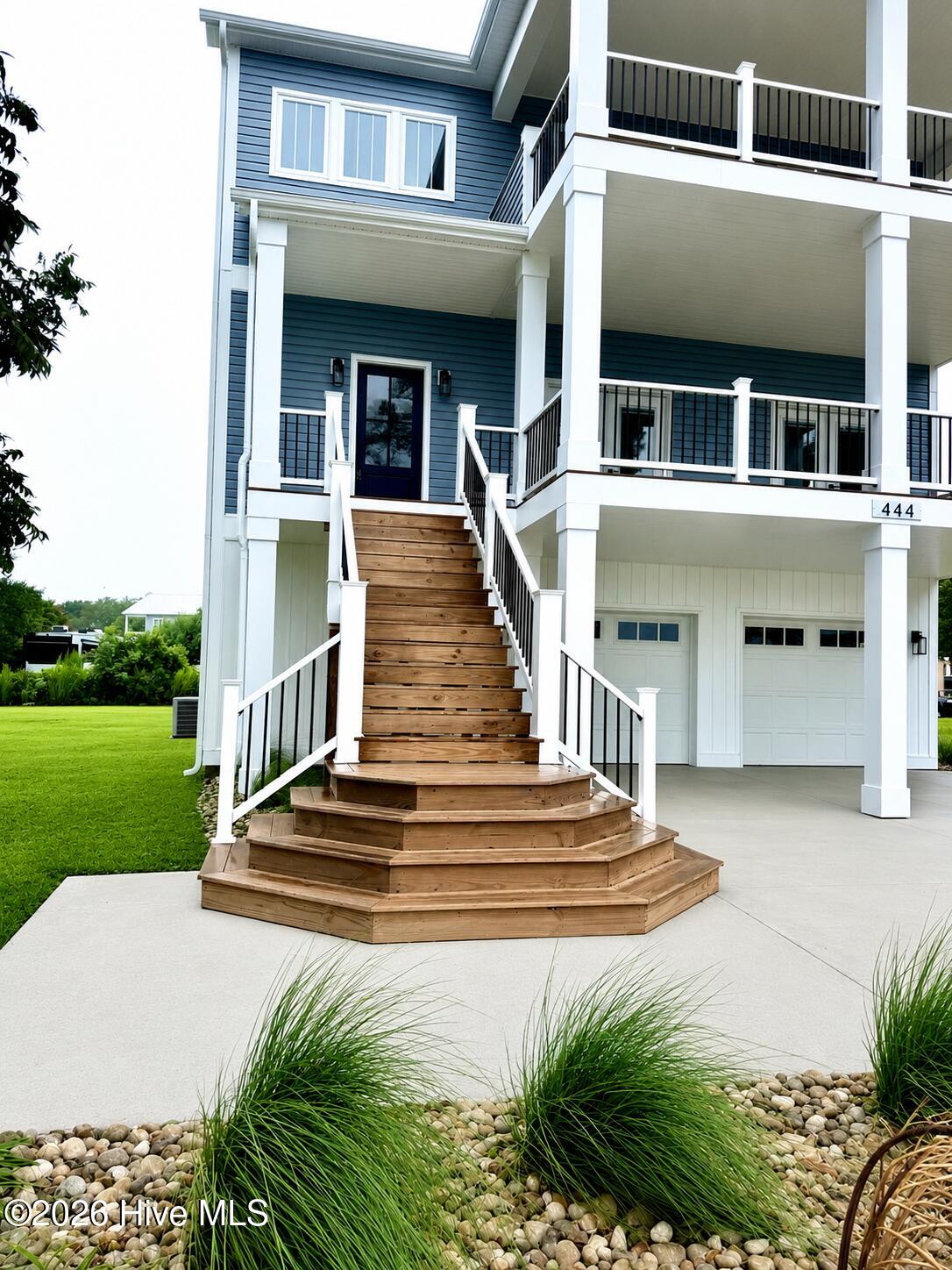 444 Pearson Circle