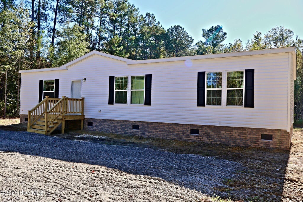 Photo of 388 Mallard Roost Drive, Burgaw, NC 28425 (MLS # 100609048)