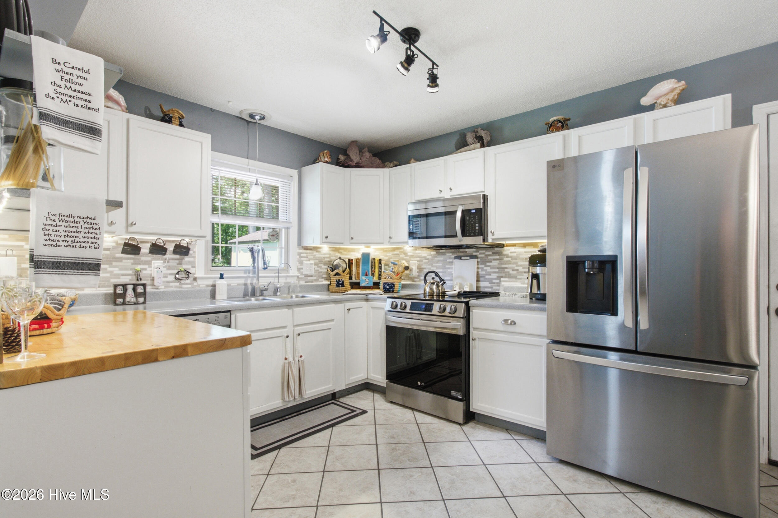 1105 Plymouth Drive