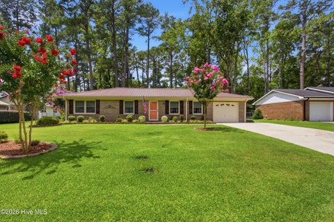 Photo of 1105 Plymouth Drive, New Bern, NC 28562 (MLS # 100585973)