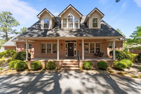 Photo of 17 La Quinta Loop, Pinehurst, NC 28374 (MLS # 100568799)