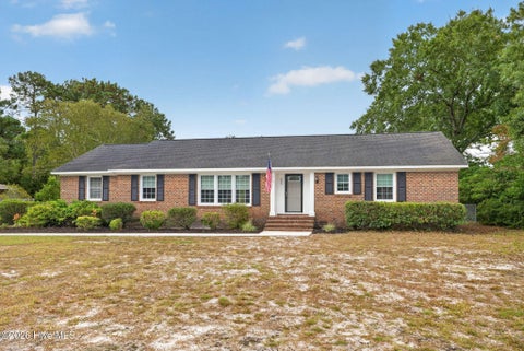 Homes For Sale - 406 Arbor Way<br/> New Hanover County, Wilmington, NC 28409