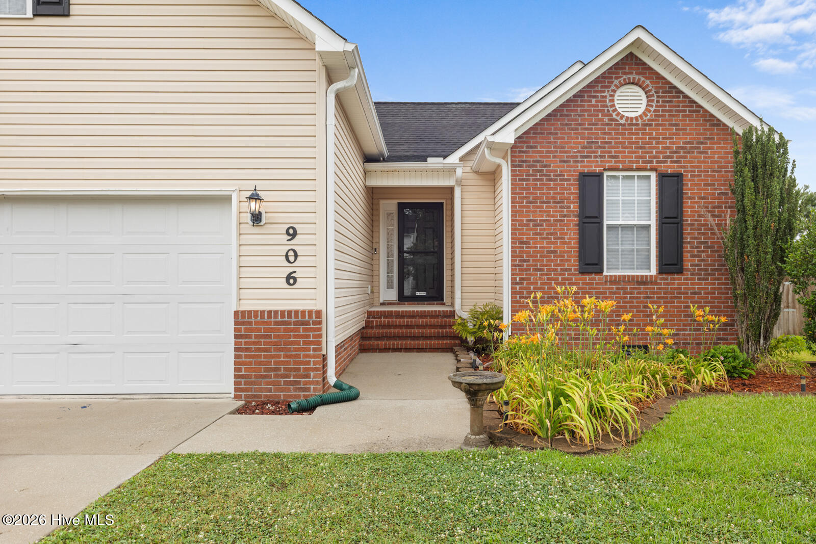 906 Savannah Drive