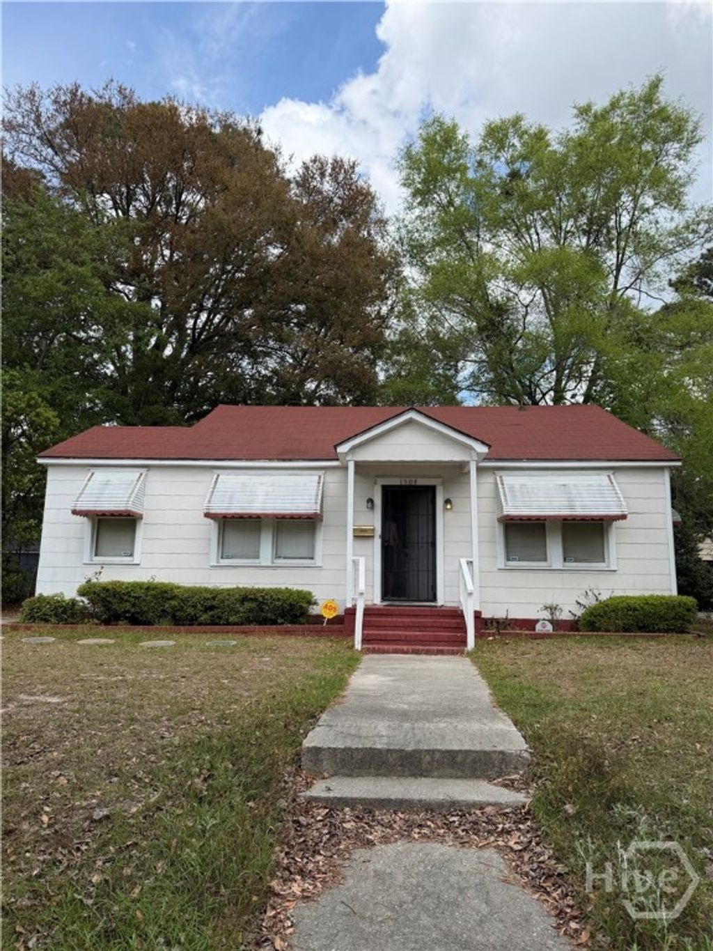 Photo of 1304 E 52nd Street E, Savannah, GA 31404 (MLS # SA352899)