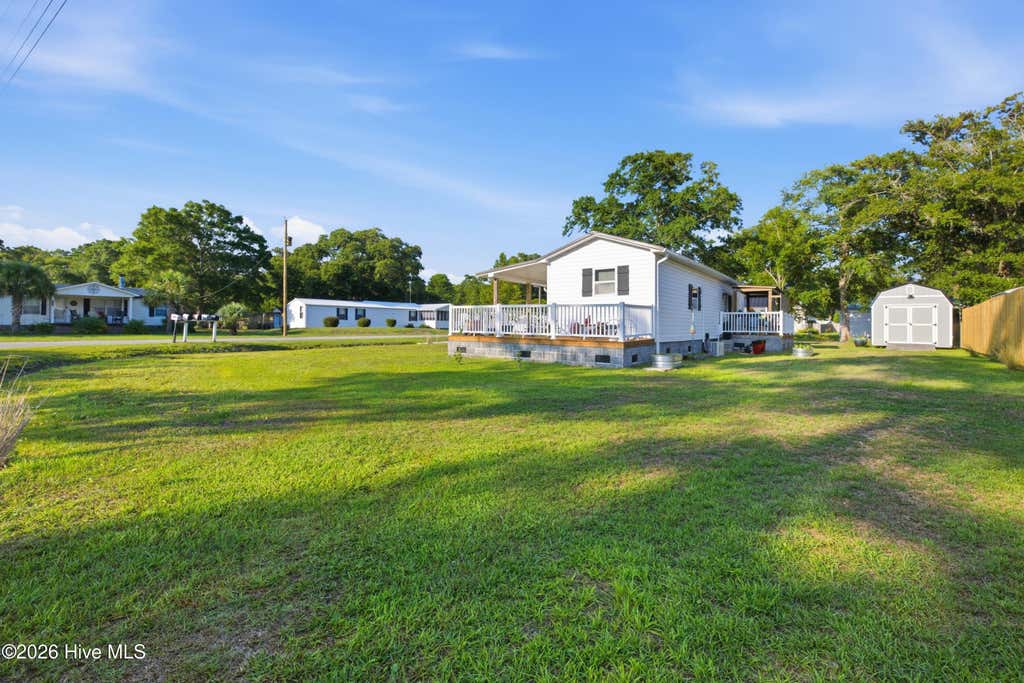 Photo of 5427 Dove Drive SW, Ocean Isle Beach, NC 28469 (MLS # 100593130)