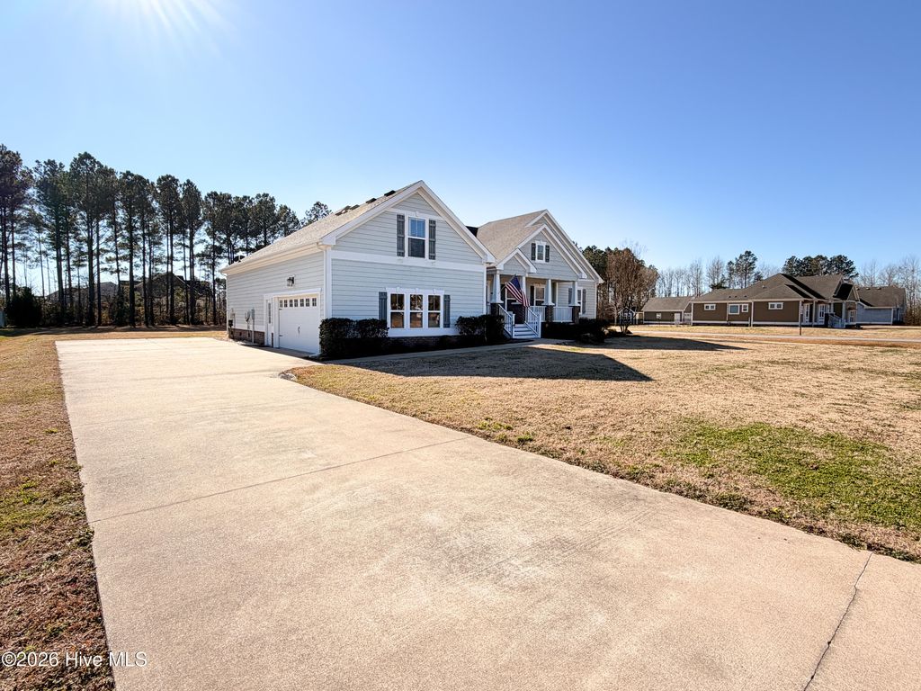 Photo of 222 Baxter Lane, Moyock, NC 27958 (MLS # 100552203)