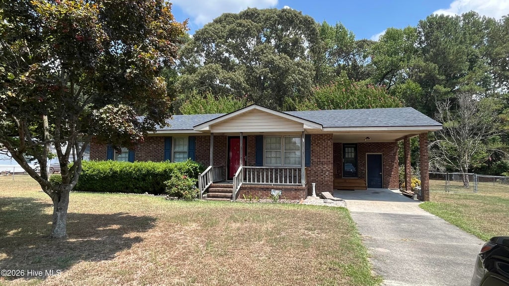 Photo of 279 Longview Drive, Kinston, NC 28504 (MLS # 100586936)