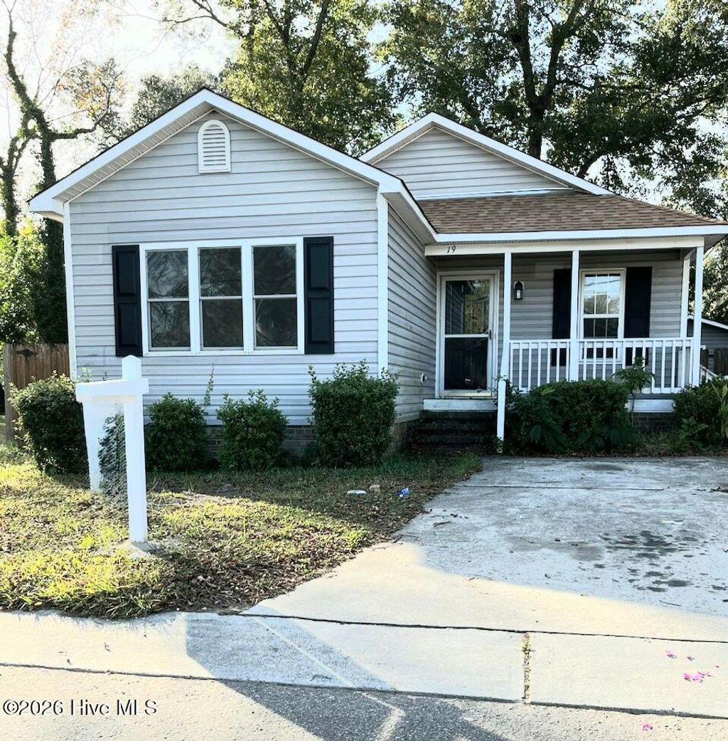 Photo of 19 Montgomery Avenue, Wilmington, NC 28405 (MLS # 100557762)