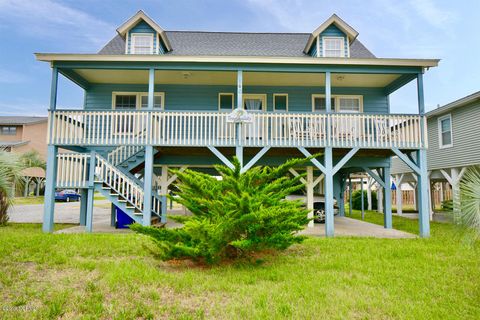 Homes For Sale - 140 E Second Street<br/> Ocean Isle Beach, NC 28469
