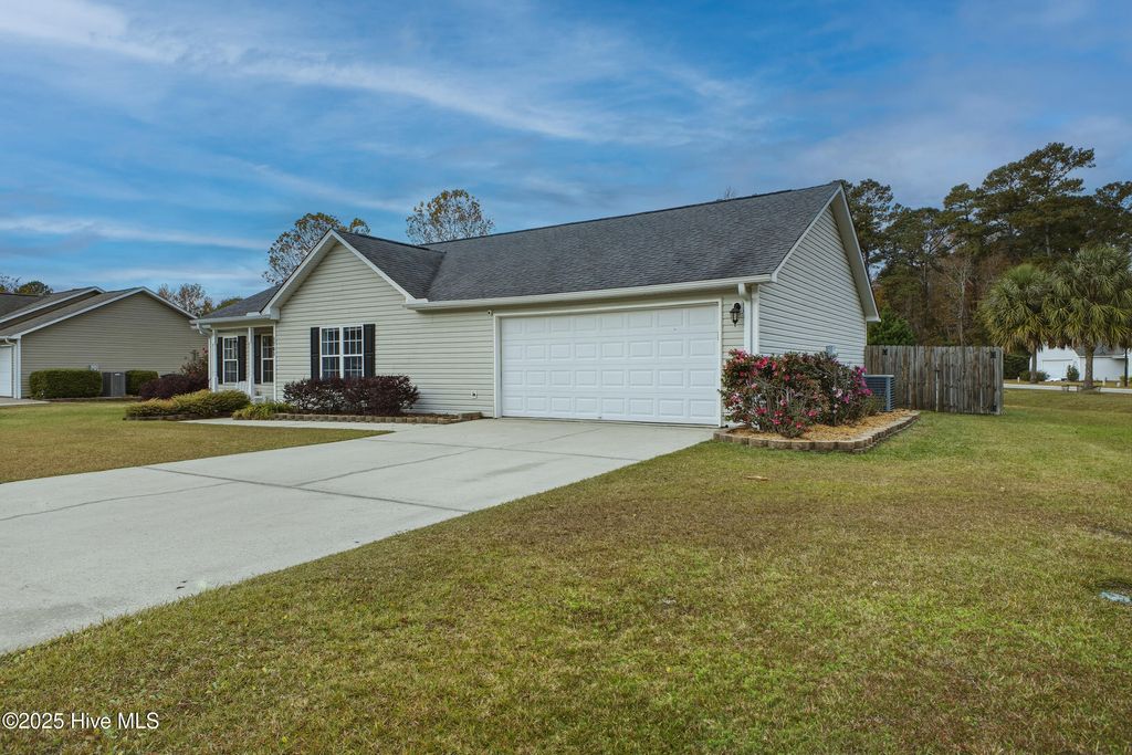Photo of 1781 Liz Lane NE, Leland, NC 28451 (MLS # 100542313)