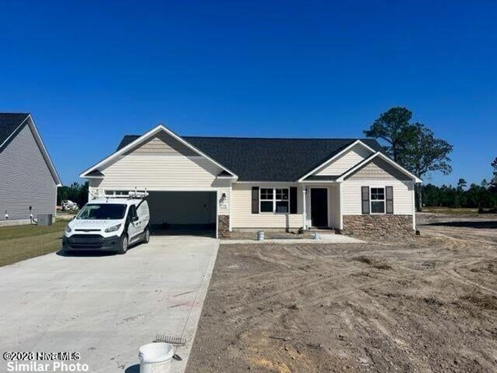 Photo of 429 Windermere Road, Hubert, NC 28539 (MLS # 100546946)