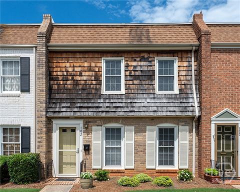 Photo of 102 Georgetown Drive, Athens, GA 30605 (MLS # CL359907)