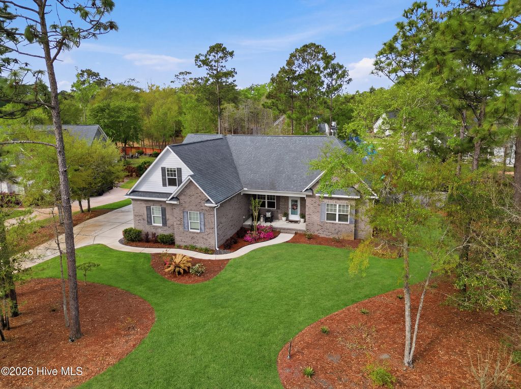 Photo of 40 Stonegate Circle, Hampstead, NC 28443 (MLS # 100565388)