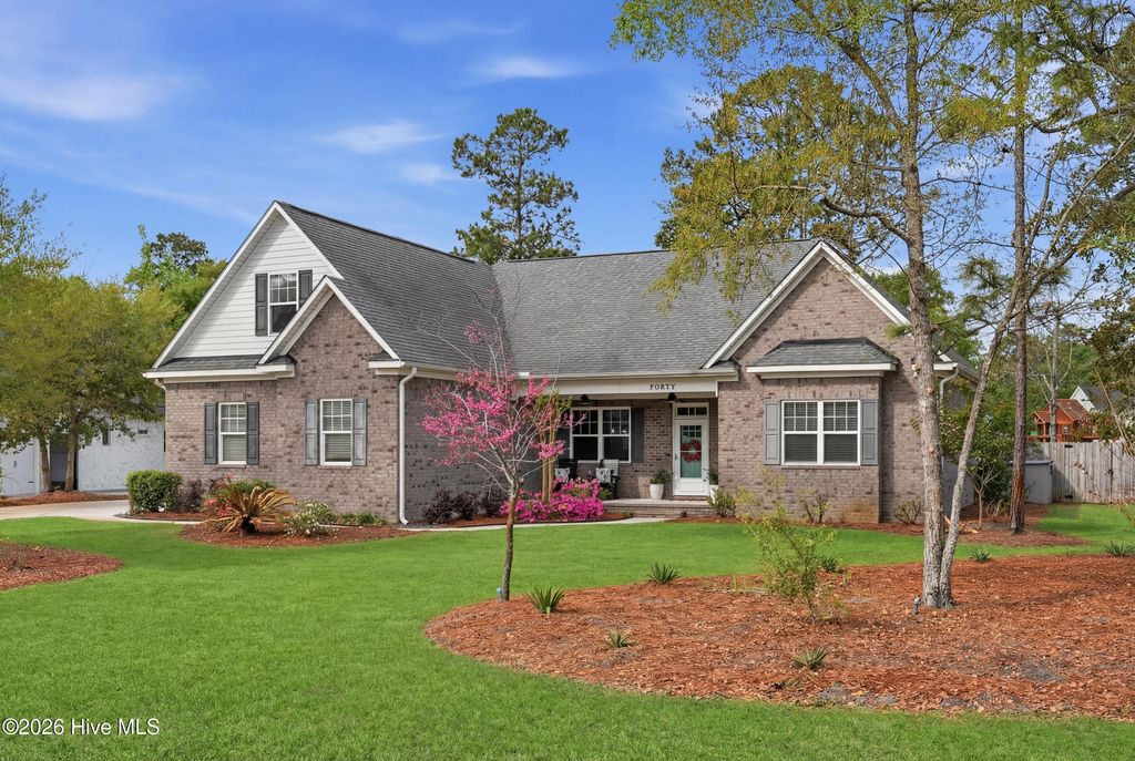 Photo of 40 Stonegate Circle, Hampstead, NC 28443 (MLS # 100565388)