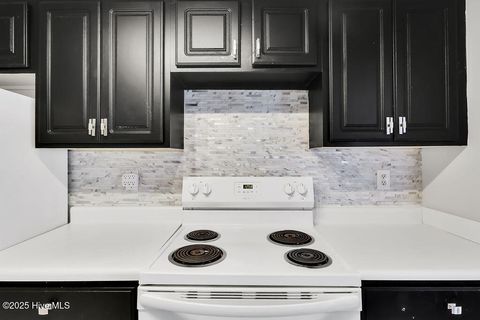 Tiny photo for 804 Bryce Court #I, Wilmington, NC 28405 (MLS # 100546655)