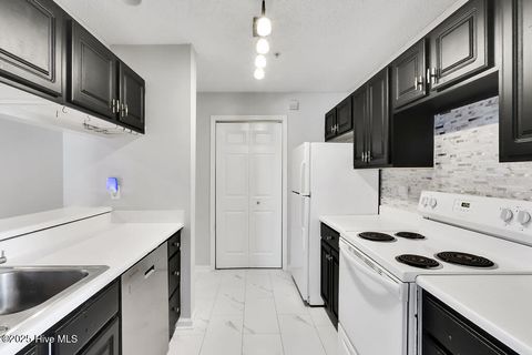 Tiny photo for 804 Bryce Court #I, Wilmington, NC 28405 (MLS # 100546655)