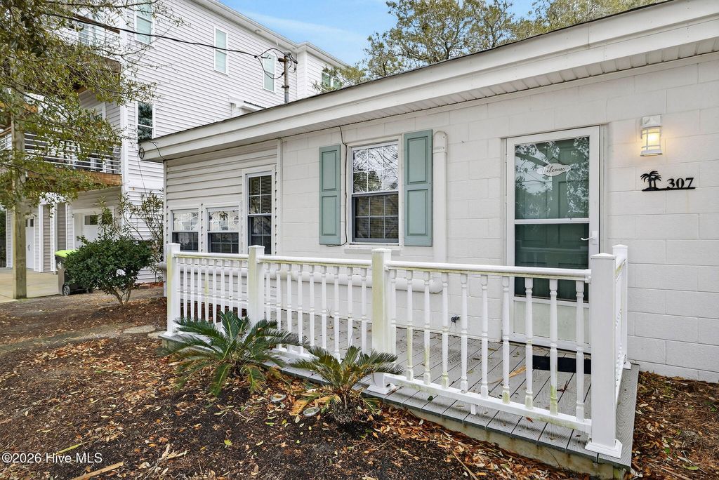 Photo of 307 Fayetteville Avenue, Carolina Beach, NC 28428 (MLS # 100553200)