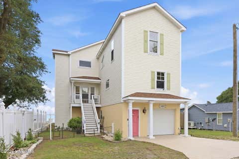 Homes For Sale - 103 Waterfront Avenue<br/> Carteret County, Newport, NC 28570