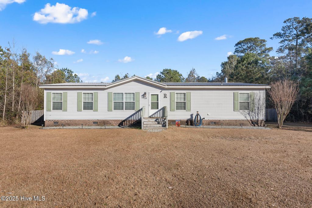 Photo of 139 Hotel Branch Lane, Richlands, NC 28574 (MLS # 100545745)