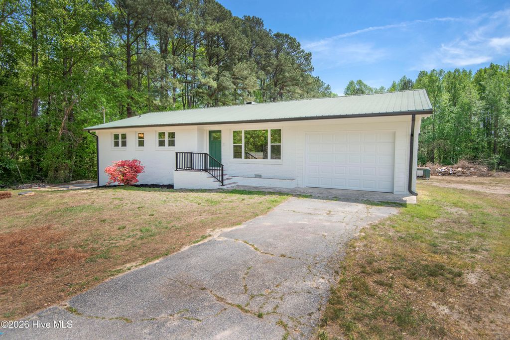 Photo of 501 Gay Road, Zebulon, NC 27597 (MLS # 100567010)
