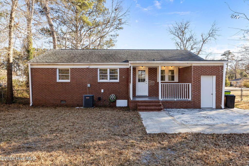 Photo of 216 Nunn Street, Havelock, NC 28532 (MLS # 100549628)