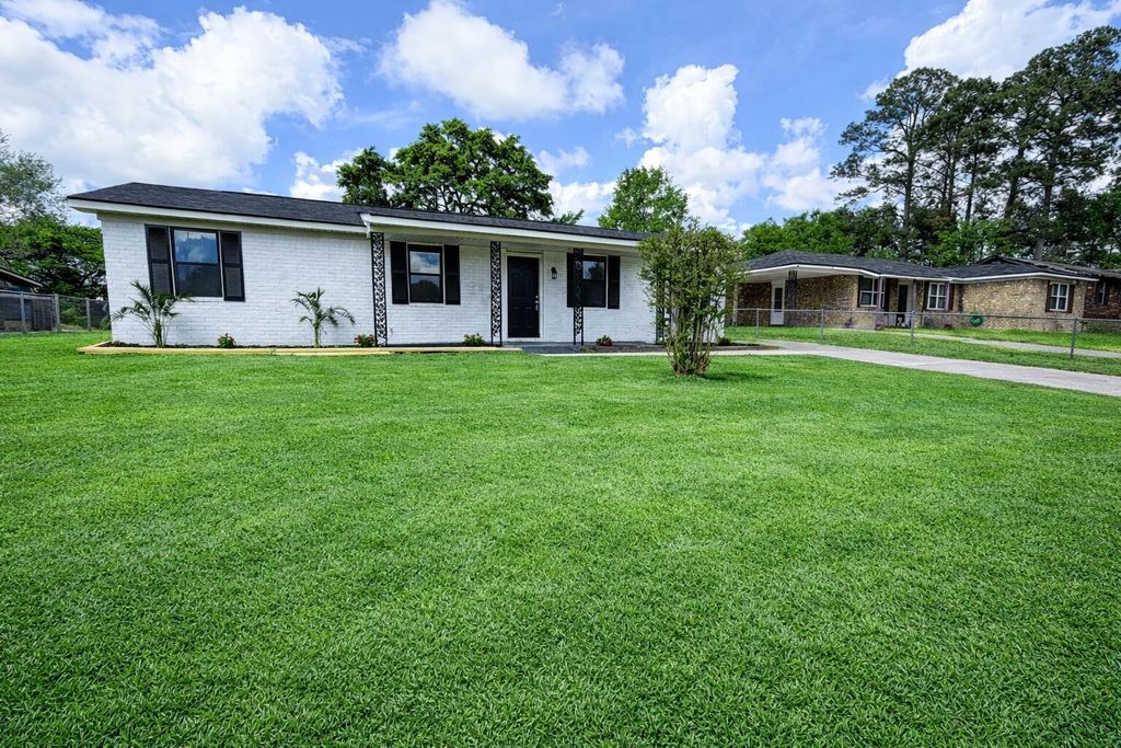 Photo of 3307 Jonathan Circle, Augusta, GA 30906 (MLS # 554134)