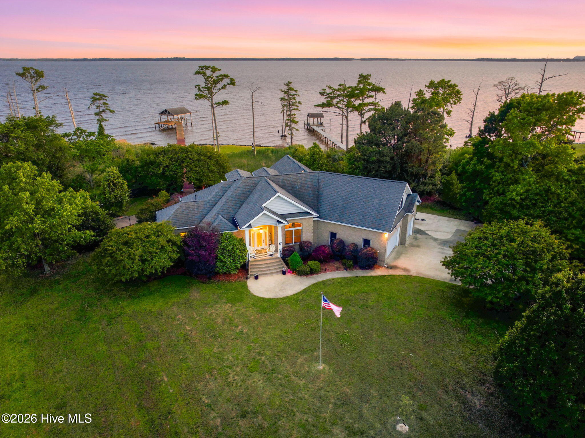 181 Raymons Creek Road