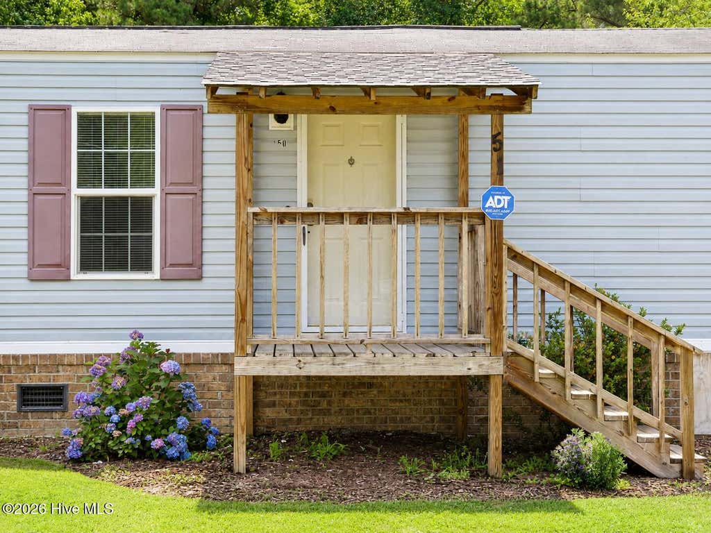 Photo of 51 Rose Drive, Rocky Point, NC 28457 (MLS # 100581169)