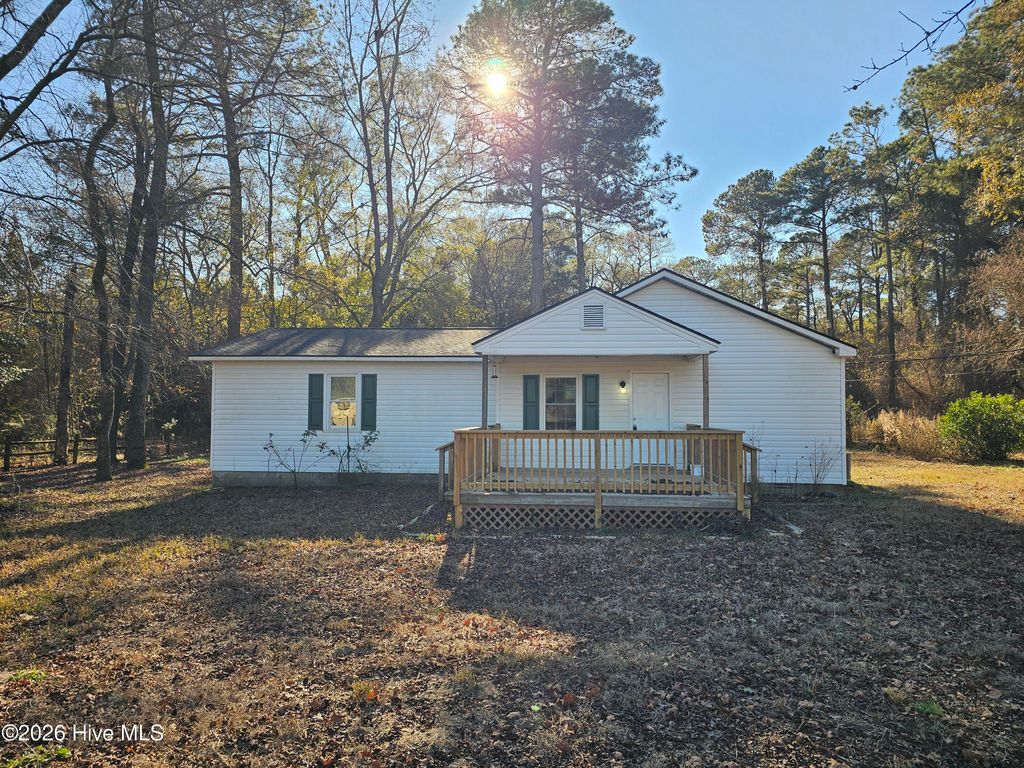 Photo of 536 Harmony Church Road, Clinton, NC 28328 (MLS # 100548457)