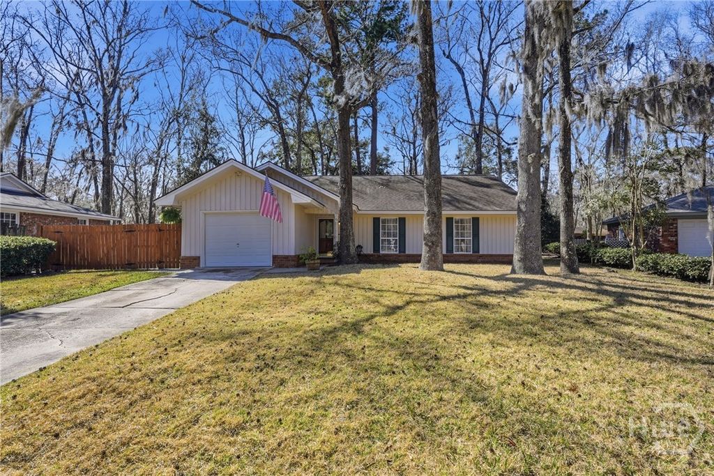 Photo of 15 Barrington Circle, Savannah, GA 31419 (MLS # SA350136)