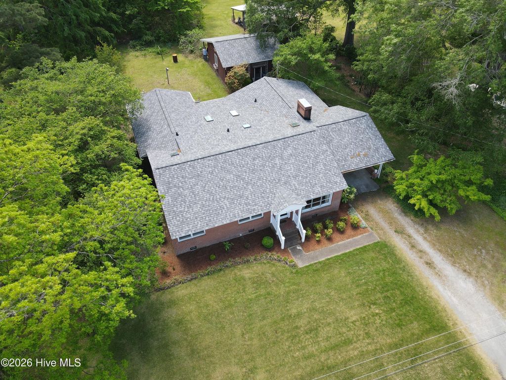 Photo of 604 W Woodland Avenue, Woodland, NC 27897 (MLS # 100569878)