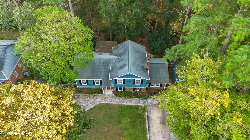 Photo of 403 Brandywine Road, Chapel Hill, NC 27516 (MLS # 100547111)