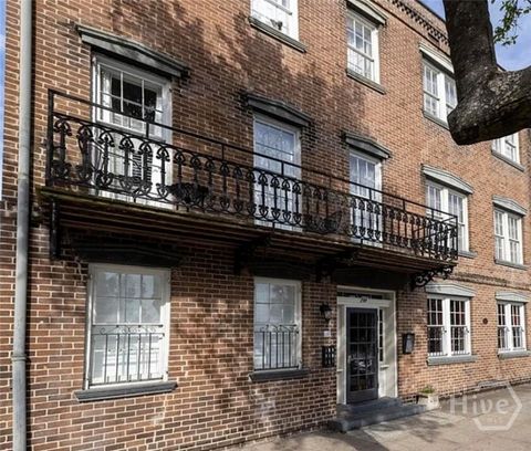 Condo For Sale - 219 Abercorn Street #F3<br/> Savannah, GA 31401