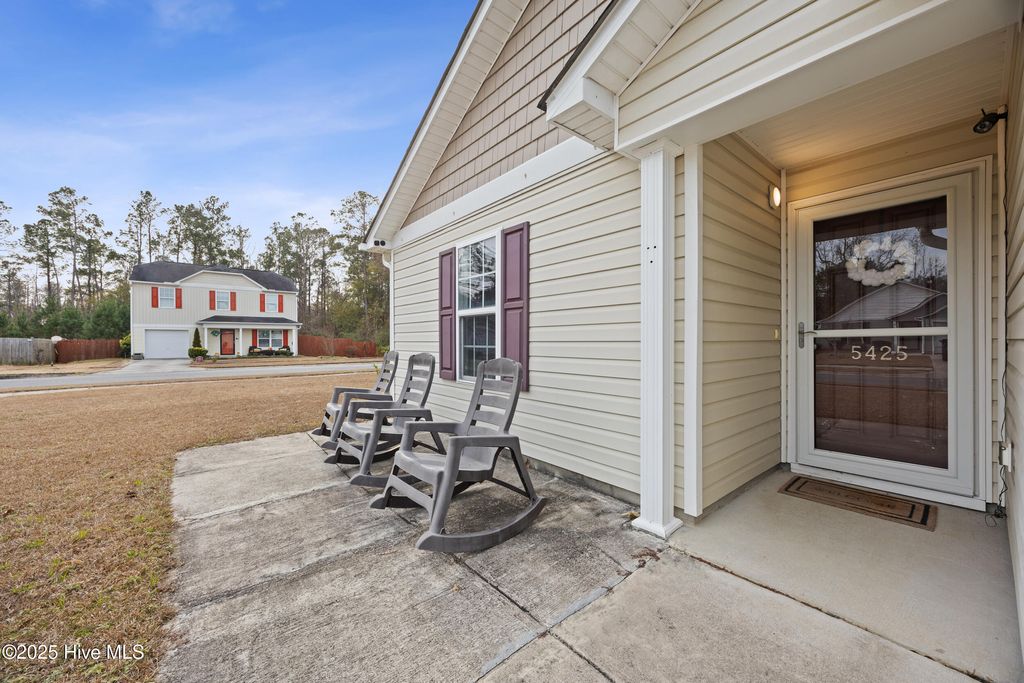 Photo of 5425 Sessoms Way, Leland, NC 28451 (MLS # 100546201)