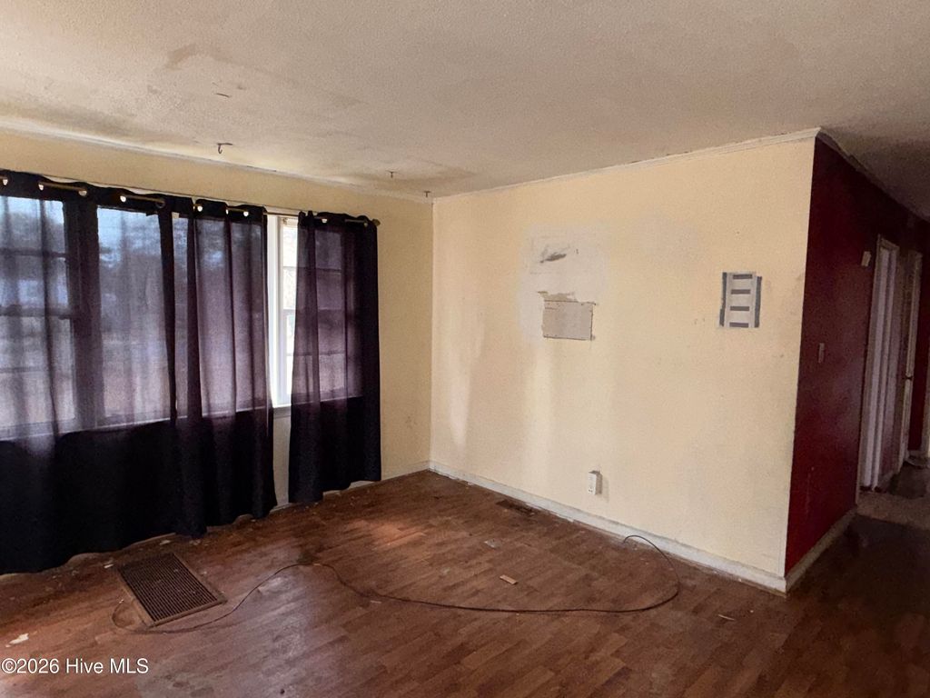 Photo of 500 Marilyn Drive, Kinston, NC 28501 (MLS # 100565349)