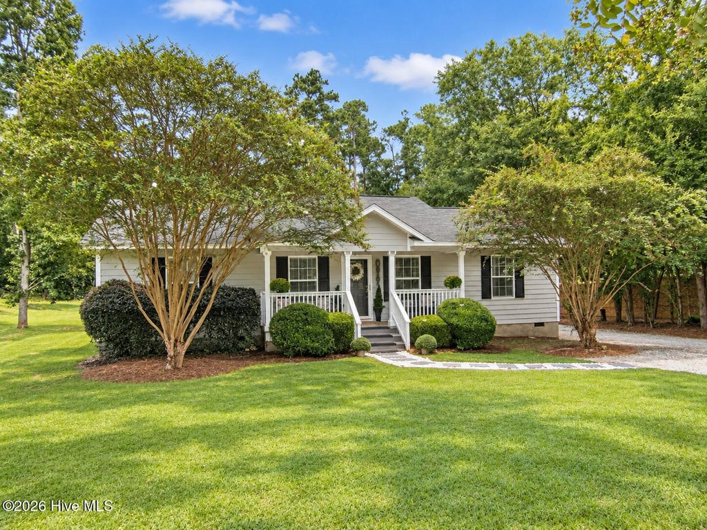 Photo of 1099 S Cherokee Drive S, Lincolnton, GA 30817 (MLS # 100606296)