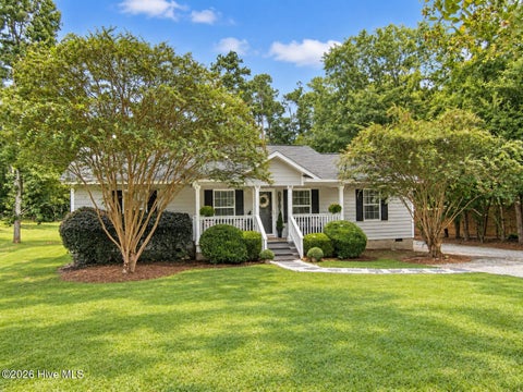 Photo of 1099 S Cherokee Drive S, Lincolnton, GA 30817 (MLS # 100606296)