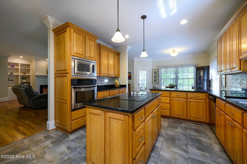 Photo of 1996 Hoods Creek Drive, New Bern, NC 28562 (MLS # 100567548)