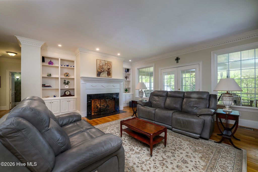 Photo of 1996 Hoods Creek Drive, New Bern, NC 28562 (MLS # 100567548)