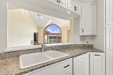 Tiny photo for 5 Ballast Point Road, Hampstead, NC 28443 (MLS # 100610268)