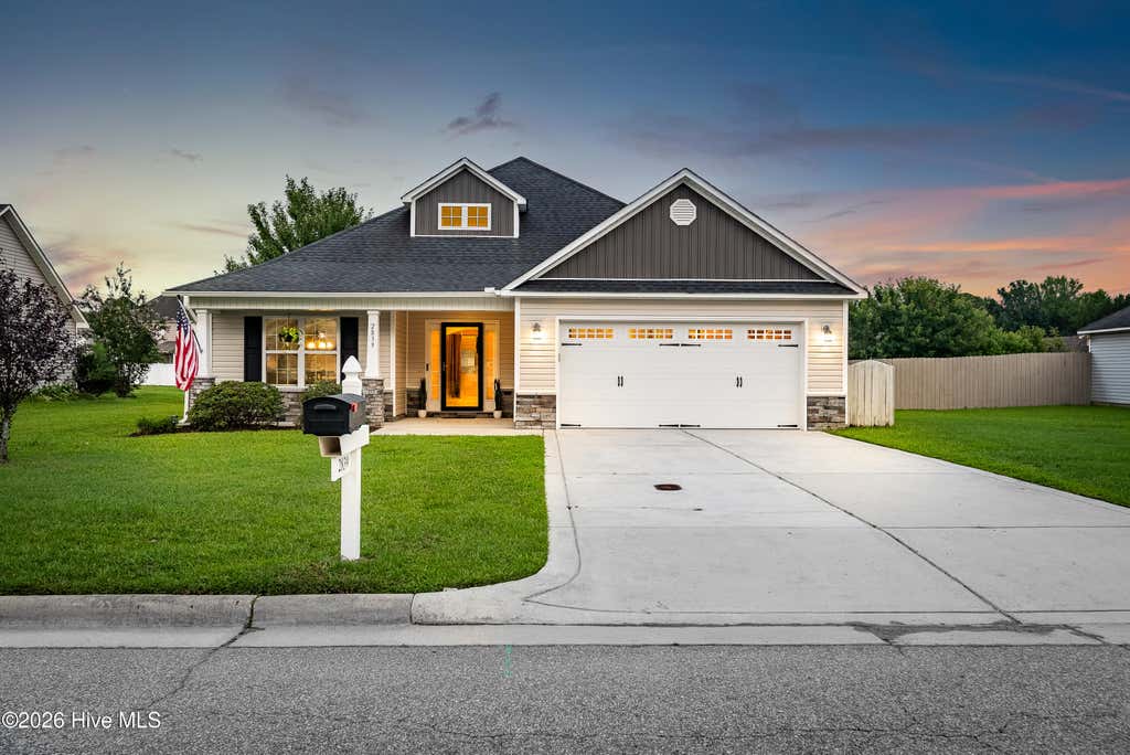 Photo of 2839 Mockingbird Lane, Winterville, NC 28590 (MLS # 100597626)