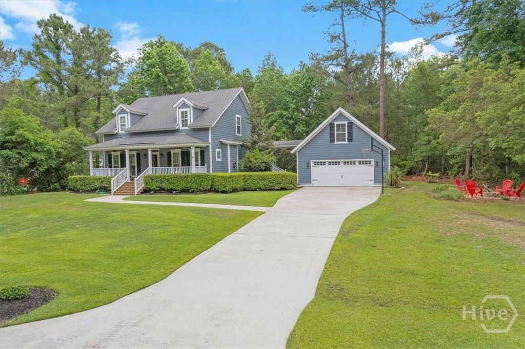 Photo of 521 Bothwell Drive, Richmond Hill, GA 31324 (MLS # SA355070)