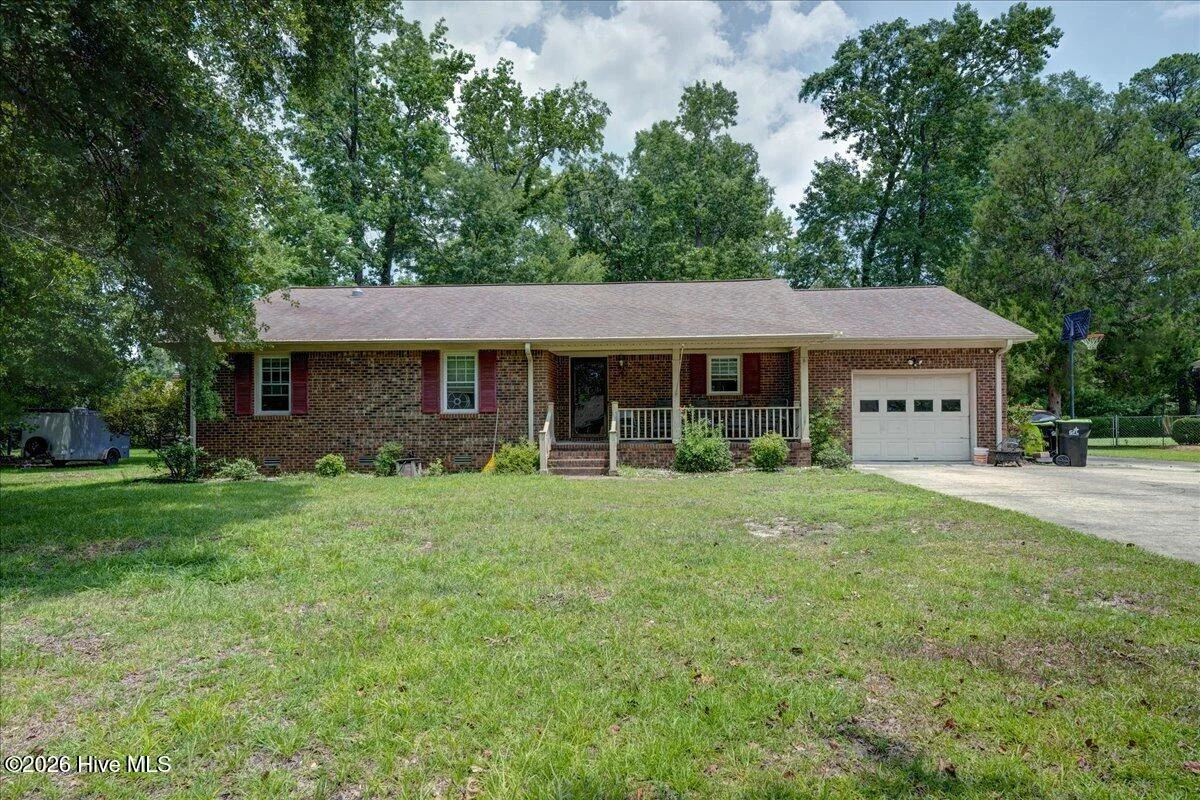 1412 Oxford Lane