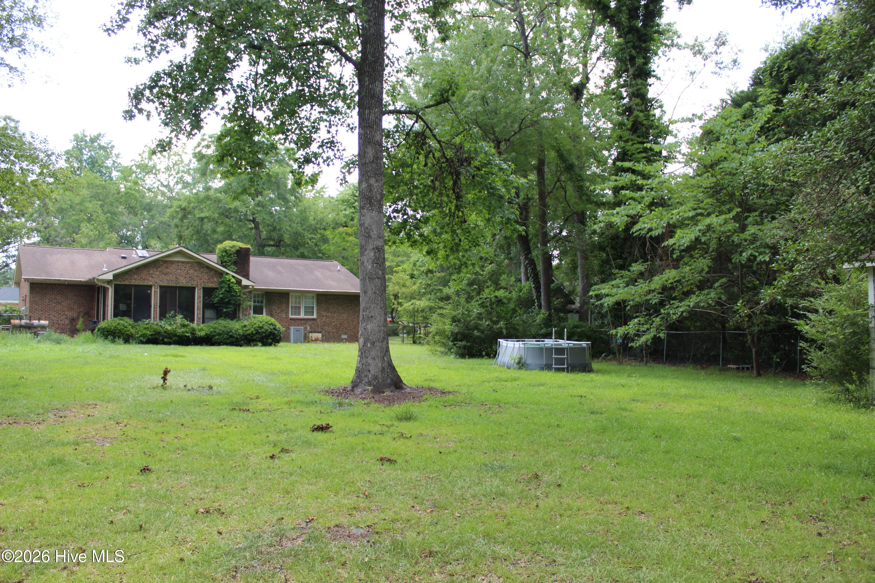 1412 Oxford Lane