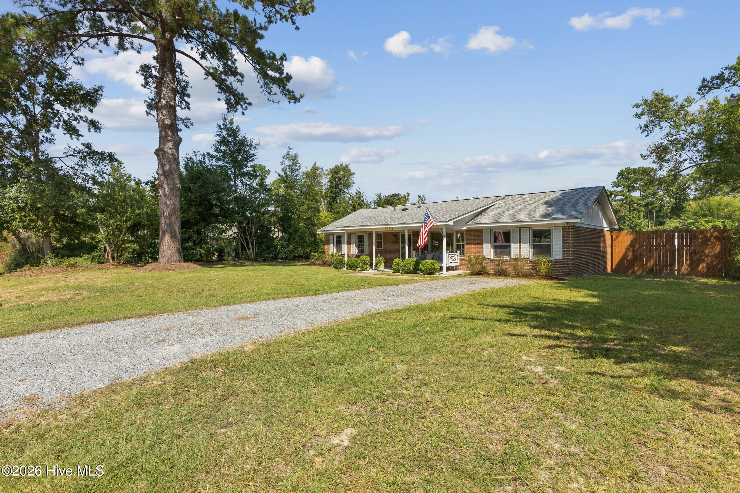 5137 Lord Byron Road