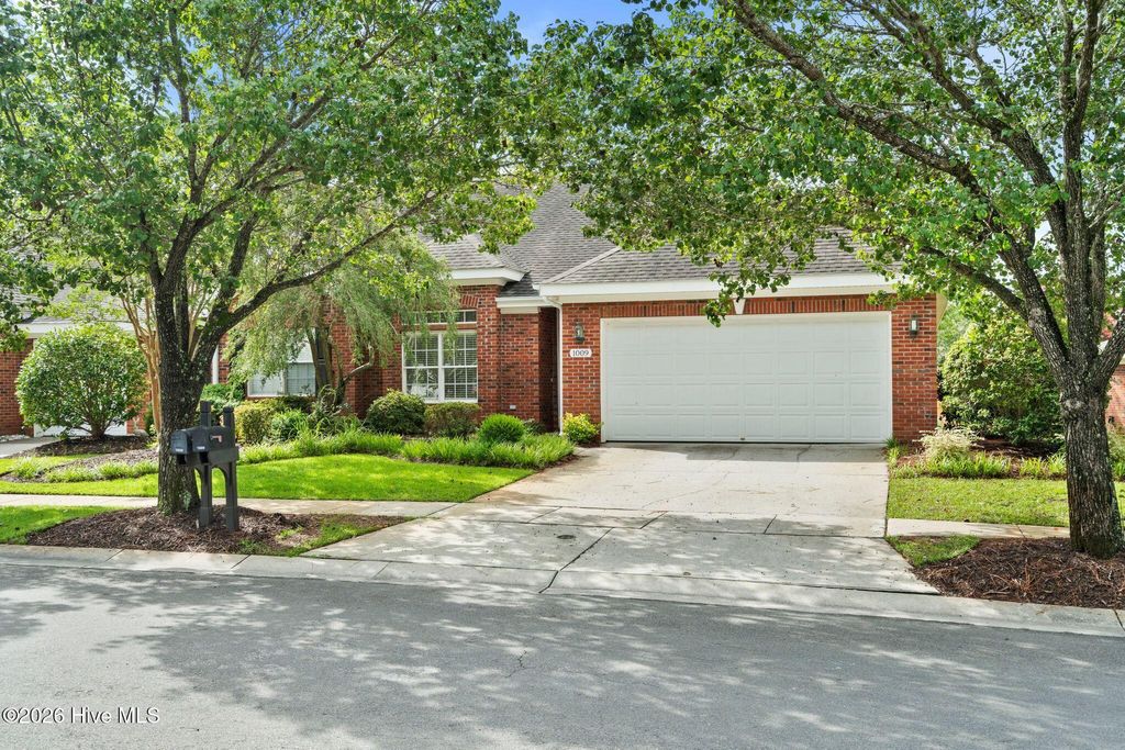 Photo of 1009 Avenshire Circle, Wilmington, NC 28412 (MLS # 100589237)