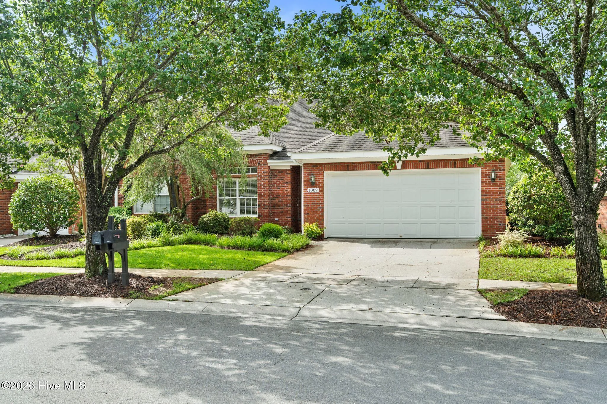 1009 Avenshire Circle