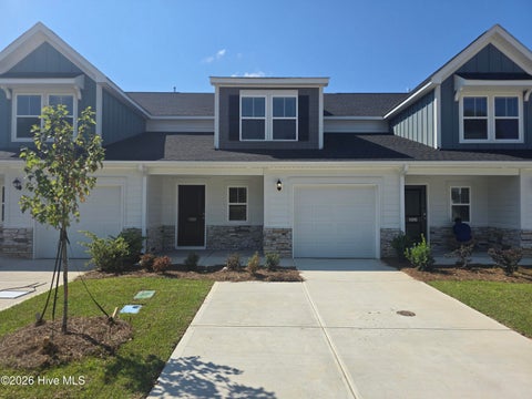 Townhouse For Sale - 1100 Tabor Place<br/> Aiken County, Aiken, SC 29801