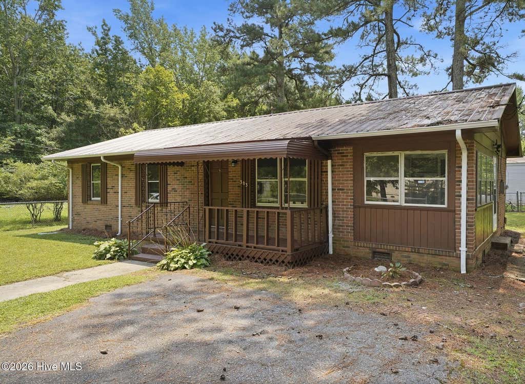Photo of 303 Ramsey Lane, Jackson, NC 27845 (MLS # 100592698)